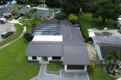 House in Cooper City, Florida 3 bedrooms, 182.83 sq.m. № 2190297 - photo 8