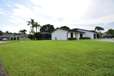 House in Cooper City, Florida 3 bedrooms, 182.83 sq.m. № 2190297 - photo 9