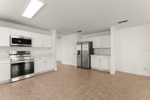 Villa ou maison à louer à Orlando, Floride: 4 chambres, 177.72 m2 № 2387551 - photo 20
