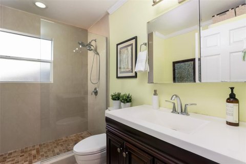 House in Orlando, Florida 3 bedrooms, 141.4 sq.m. № 2429082 - photo 14