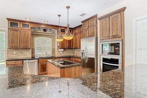 House in Orlando, Florida 4 bedrooms, 294.69 sq.m. № 1648244 - photo 7