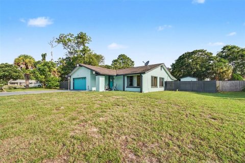 Villa ou maison à vendre à Palm Coast, Floride: 3 chambres, 137.87 m2 № 2318714 - photo 3