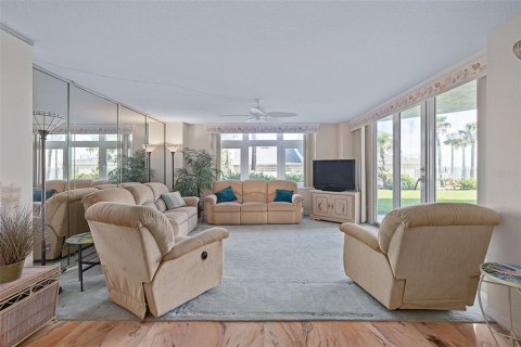 Condo in Ormond Beach, Florida, 2 bedrooms  № 1894288 - photo 6