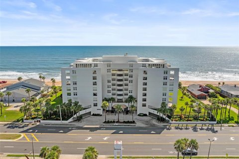 Condo in Ormond Beach, Florida, 2 bedrooms  № 1894288 - photo 1