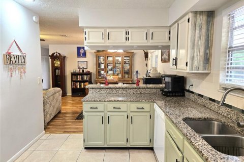 Casa en venta en Ocala, Florida, 3 dormitorios, 129.32 m2 № 1805872 - foto 10