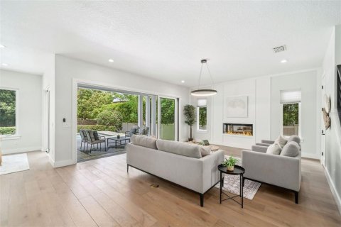 Casa en venta en Winter Park, Florida, 5 dormitorios, 291.06 m2 № 1686450 - foto 17