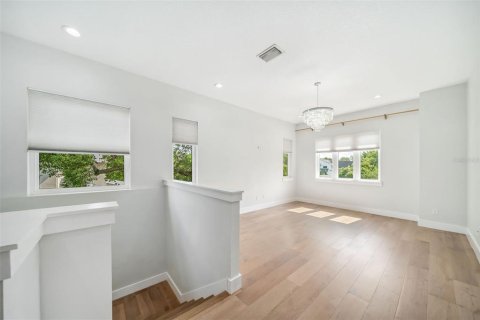 Casa en venta en Winter Park, Florida, 5 dormitorios, 291.06 m2 № 1686450 - foto 23