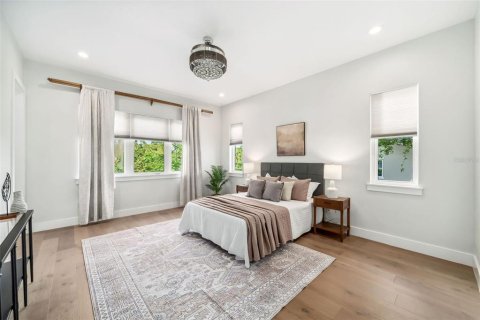Casa en venta en Winter Park, Florida, 5 dormitorios, 291.06 m2 № 1686450 - foto 18