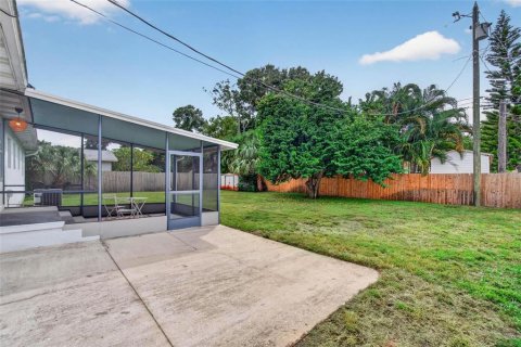 Villa ou maison à vendre à Saint Petersburg, Floride: 2 chambres, 101.45 m2 № 2425308 - photo 19