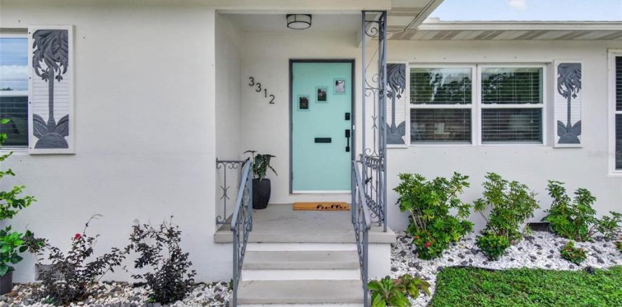Villa ou maison à Saint Petersburg, Floride 2 chambres, 101.45 m2 № 2425308
