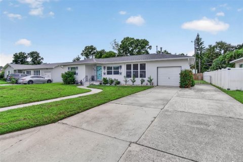Villa ou maison à vendre à Saint Petersburg, Floride: 2 chambres, 101.45 m2 № 2425308 - photo 21