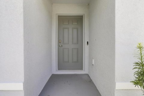 Villa ou maison à louer à Ocala, Floride: 4 chambres, 169.73 m2 № 2318895 - photo 5