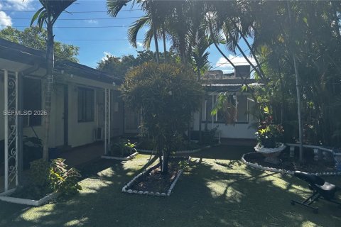 Снять в аренду квартиру в Халландейл-Бич, Флорида 2 спальни, 264.59м2, № 2003790 - фото 23