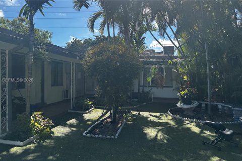 Снять в аренду квартиру в Халландейл-Бич, Флорида 2 спальни, 264.59м2, № 2003790 - фото 24