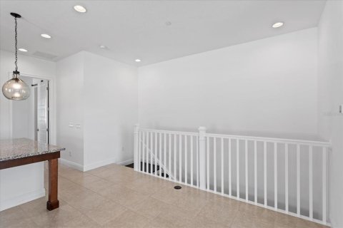 Touwnhouse à vendre à Orlando, Floride: 3 chambres, 158.68 m2 № 1911478 - photo 4