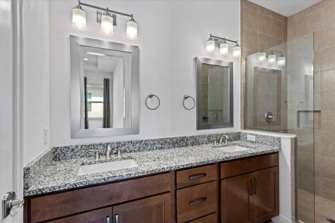 Touwnhouse à vendre à Orlando, Floride: 3 chambres, 158.68 m2 № 1911478 - photo 16