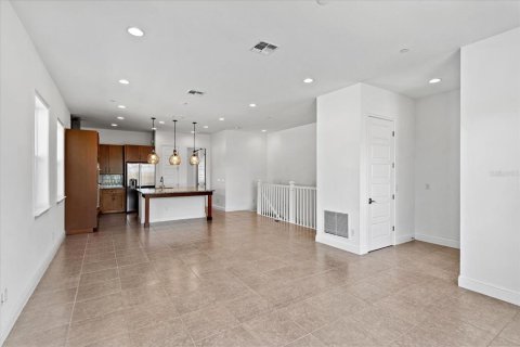 Touwnhouse à vendre à Orlando, Floride: 3 chambres, 158.68 m2 № 1911478 - photo 9