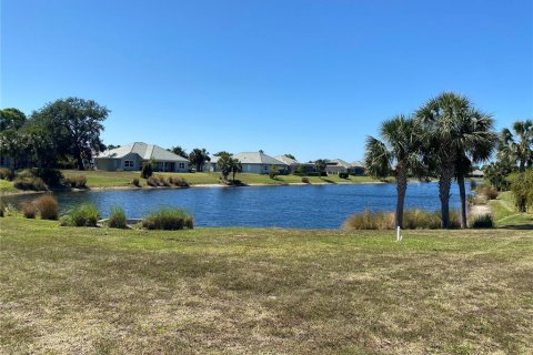 Terreno en venta en Palm Coast, Florida № 1717225 - foto 1
