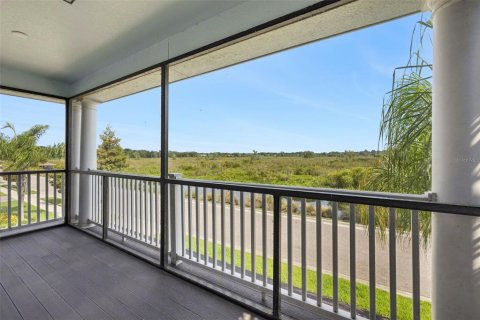 House in Groveland, Florida 5 bedrooms, 323.58 sq.m. № 2223421 - photo 23