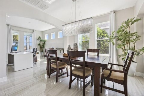 House in Groveland, Florida 5 bedrooms, 323.58 sq.m. № 2223421 - photo 5