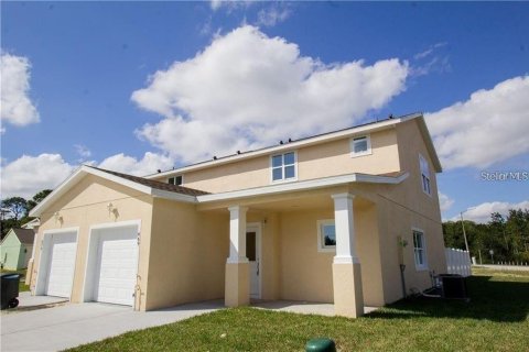 Townhouse in Davenport, Florida 3 bedrooms, 140.19 sq.m. № 2349153