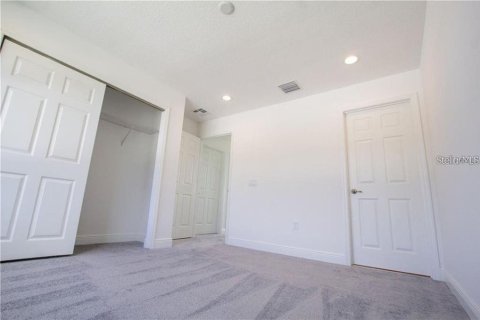 Townhouse in Davenport, Florida 3 bedrooms, 140.19 sq.m. № 2349153 - photo 19