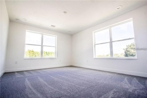 Townhouse in Davenport, Florida 3 bedrooms, 140.19 sq.m. № 2349153 - photo 12