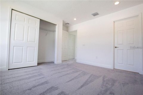 Townhouse in Davenport, Florida 3 bedrooms, 140.19 sq.m. № 2349153 - photo 20