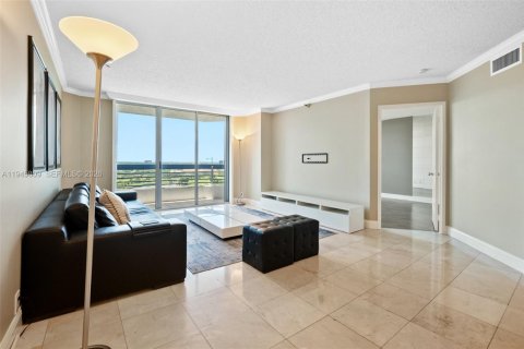 Снять в аренду кондоминиум в Авентура, Флорида 2 спальни, 109.72м2, № 2004595 - фото 5