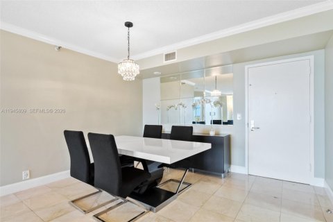 Снять в аренду кондоминиум в Авентура, Флорида 2 спальни, 109.72м2, № 2004595 - фото 12