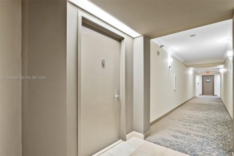 Снять в аренду кондоминиум в Авентура, Флорида 2 спальни, 109.72м2, № 2004595 - фото 3