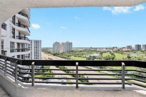 Снять в аренду кондоминиум в Авентура, Флорида 2 спальни, 109.72м2, № 2004595 - фото 7