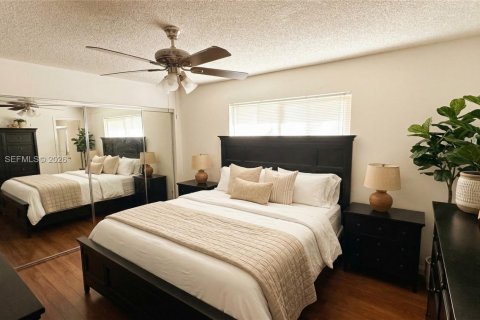 Casa en venta en Sunrise, Florida, 3 dormitorios, 102.56 m2 № 2058623 - foto 16