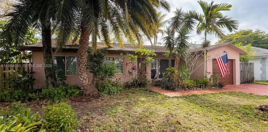 Casa en Sunrise, Florida 3 dormitorios, 102.56 m2 № 2058623