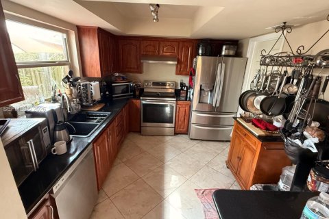 Casa en venta en Sunrise, Florida, 3 dormitorios, 102.56 m2 № 2058623 - foto 5