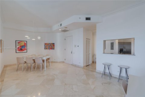 Copropriété à vendre à Miami, Floride: 2 chambres, 121.7 m2 № 2059830 - photo 19
