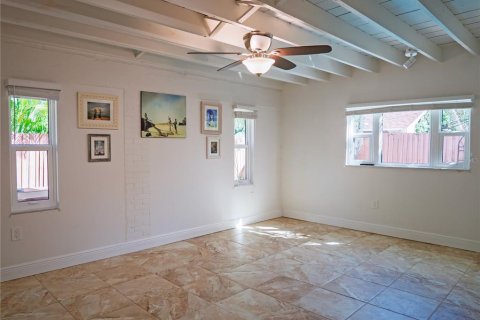 Villa ou maison à vendre à Saint Petersburg, Floride: 3 chambres, 180.32 m2 № 2430827 - photo 22