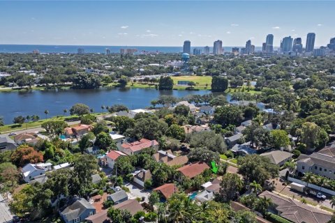 Villa ou maison à vendre à Saint Petersburg, Floride: 3 chambres, 180.32 m2 № 2430827 - photo 5