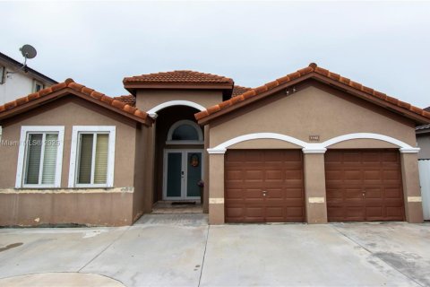 Villa ou maison à vendre à Miami, Floride: 5 chambres, 178.84 m2 № 1985437 - photo 5