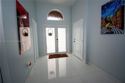 Villa ou maison à vendre à Miami, Floride: 5 chambres, 178.84 m2 № 1985437 - photo 7
