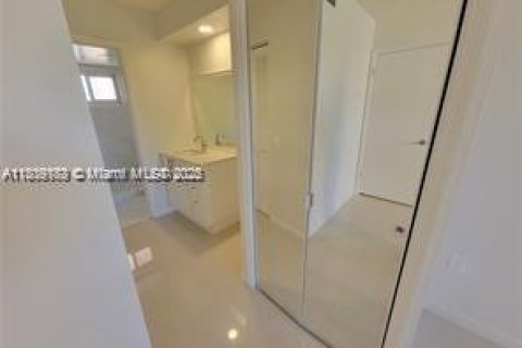 Condo in Margate, Florida, 1 bedroom  № 1750384 - photo 24