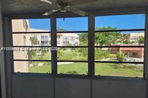 Condo in Margate, Florida, 1 bedroom  № 1750384 - photo 6