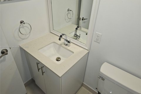 Condo in Margate, Florida, 1 bedroom  № 1750384 - photo 8