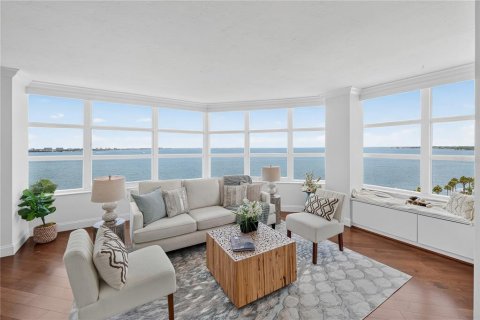 Condo in Sarasota, Florida, 2 bedrooms  № 2310632