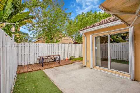 House in Weston, Florida 3 bedrooms, 143.26 sq.m. № 1804346 - photo 28