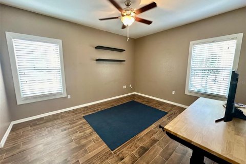 Condo in Gainesville, Florida, 2 bedrooms  № 1856152 - photo 24