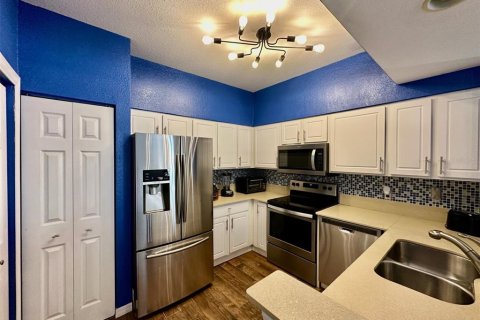 Condo in Gainesville, Florida, 2 bedrooms  № 1856152 - photo 20