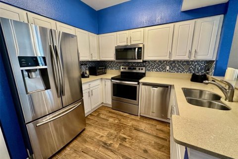Condo in Gainesville, Florida, 2 bedrooms  № 1856152 - photo 15