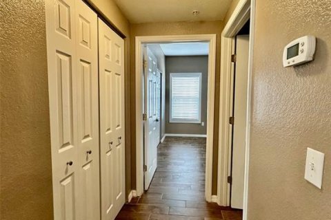 Condo in Gainesville, Florida, 2 bedrooms  № 1856152 - photo 21