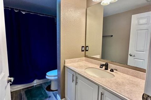 Condo in Gainesville, Florida, 2 bedrooms  № 1856152 - photo 23